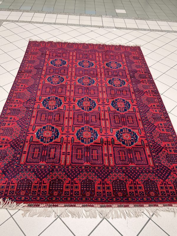 Red Ivory Border, Oriental Design  10 x 6,7” ft -