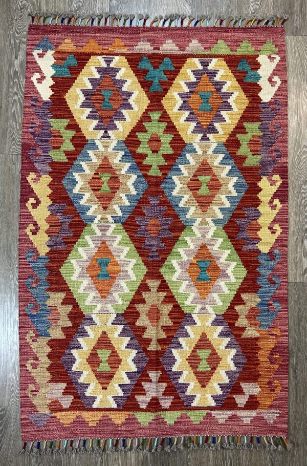 Handmade Kilim Rug, 5'3"x3'3", Flat weave, Reversible, Durable and Washable