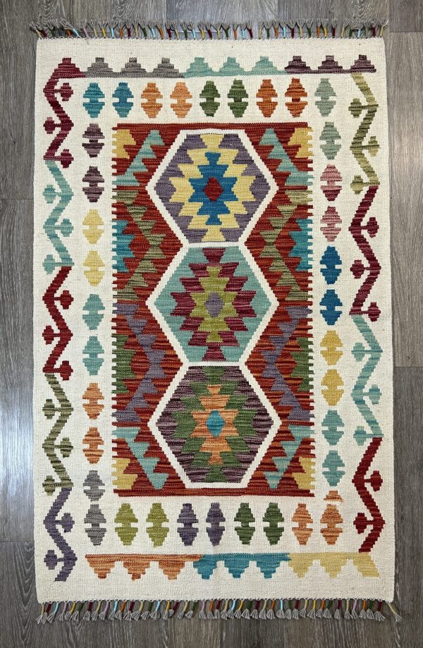 Handmade Kilim Rug, 5'3"x3'3", Flat weave, Reversible, Durable and Washable