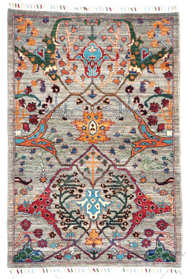 5x3'3" Luxury Gray Persian Style Rug – Handwoven, Durable & Unique